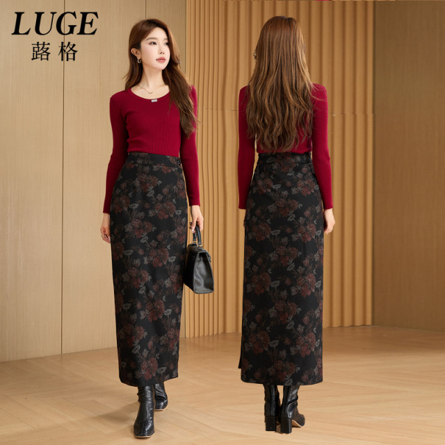 2024 new printed hair wool woolen skirt autumn and winter one -piece wrap skirt winter long mother dress straight skirt
