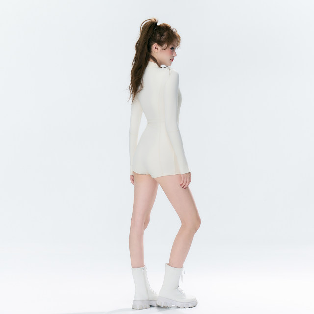 Surfing and swimsuit women's new long-sleeved professional sun protection UPF50+ flat angle one-piece quick-drying diving suit jellyfish suit women