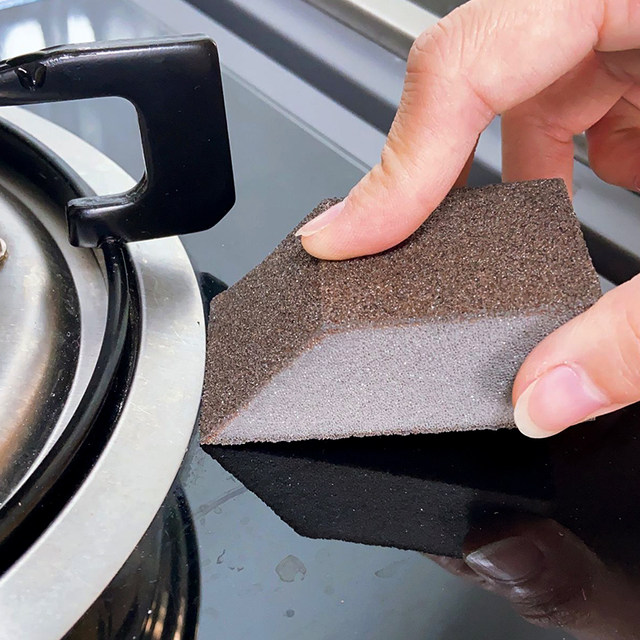 Magical magic nano emery sponge for kitchen cleaning, dishwashing and black dirt removal on the bottom of pots, rust and stain removal artifact