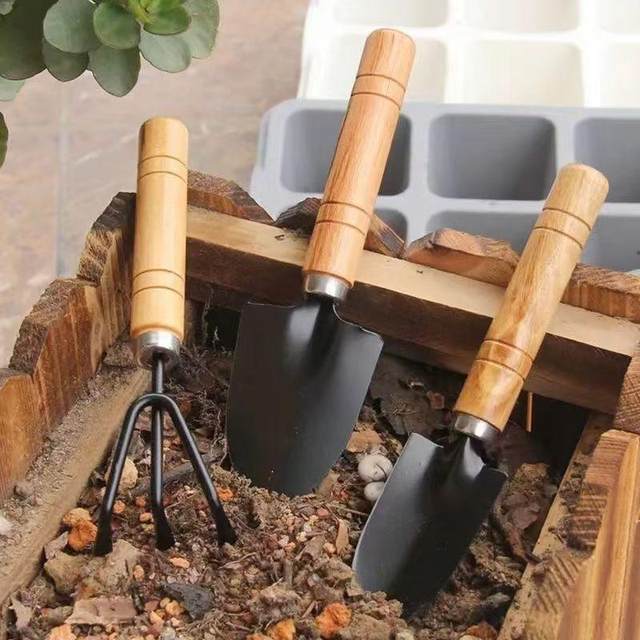 Gardening three-piece set of potted small shovel, garden small shovel, indoor flower potted loose soil, flower and vegetable planting tools