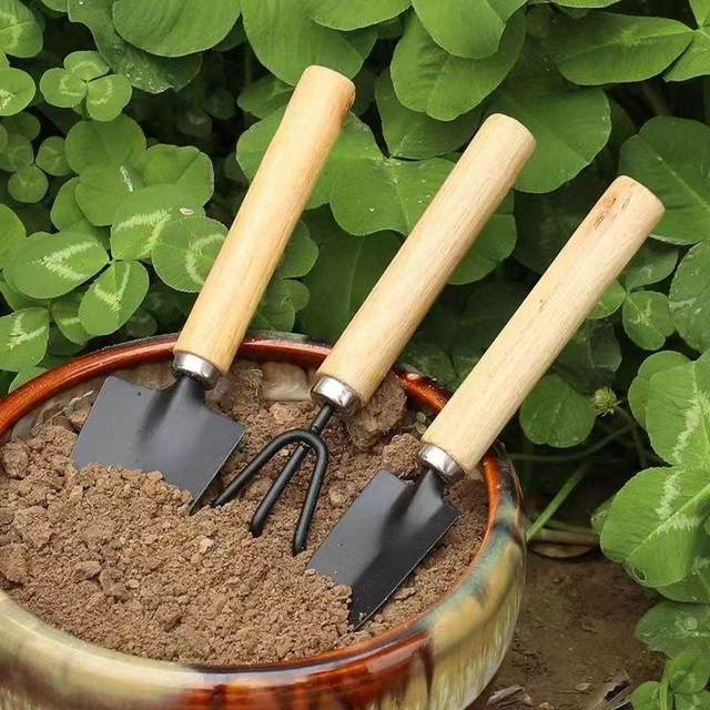 Gardening three-piece set of potted small shovel, garden small shovel, indoor flower potted loose soil, flower and vegetable planting tools