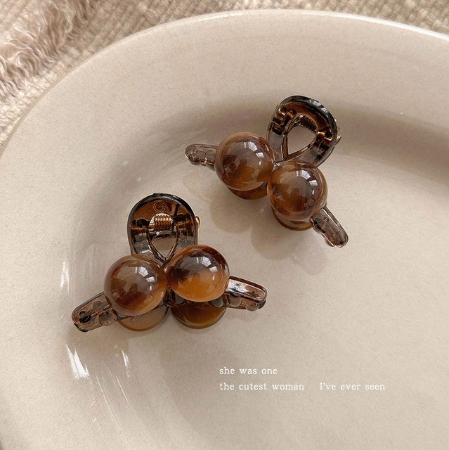 Amber Cherry Small Clip Women's New Bangs Side Clip Temperament Fashionable Hairpin Princess Hair Clip