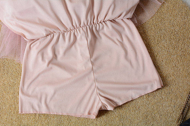 High-waisted short skirt for women in spring and summer new mesh skirt versatile skirt pleated fluffy cake skirt anti-exposure pants skirt