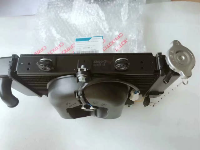 Chunfeng 250SR water tank radiator CF250-6 water tank 250SR water tank radiator fan combination