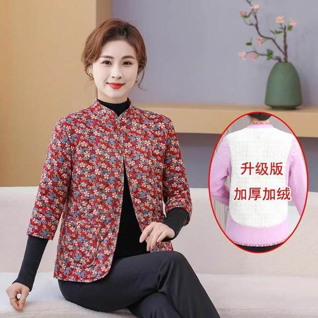 Middle-aged and elderly women's autumn and winter velvet thickened vest mother's clothing warm three-quarter sleeve cotton coat camel velvet cotton vest jacket