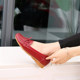 Genuine leather soft-soled slip-on shoes, mother's leather shoes, elderly spring and autumn women's shoes, large size flat-soled beanie shoes, nurse shoes