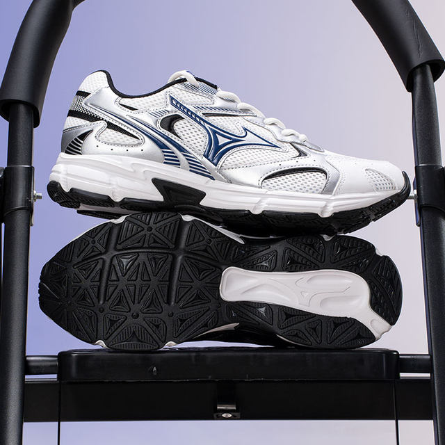 
Mizuno lightweight breathable sports shoes men's and women's shoes autumn new couple's running shoes mesh running shoes SPEED 2K