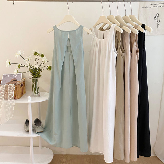 French holiday style neck halter sleeveless vest dress for women's summer niche loose slim pleated beach skirt