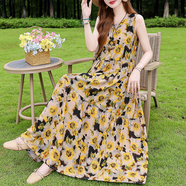 Summer cotton silk dress new outer wear young style suspender beach skirt women's sleeveless holiday skirt long skirt elegant