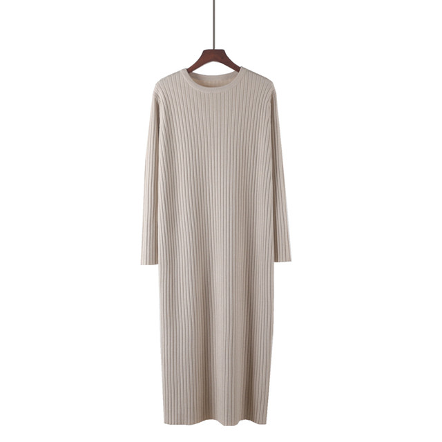 Long -sleeved knitted dress female autumn and winter new round neck loose medium long sweater skirt with coat bottom skirt