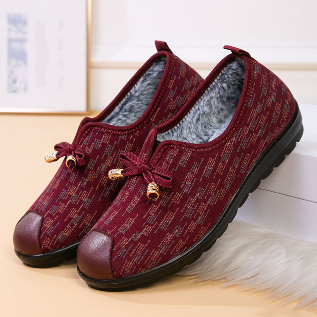 Old grandma cotton shoes Middle -aged and elderly mother snow boots female old Beijing elderly shoes winter flagship store old lady plus velvet shoes
