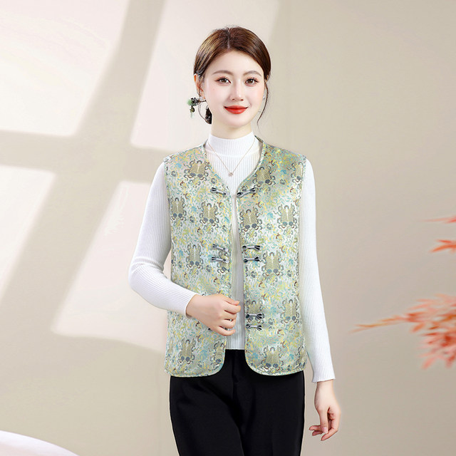 
Middle-aged and elderly people's autumn and winter style slimming and age-reducing vest tops for mothers new quilted warm national style vests