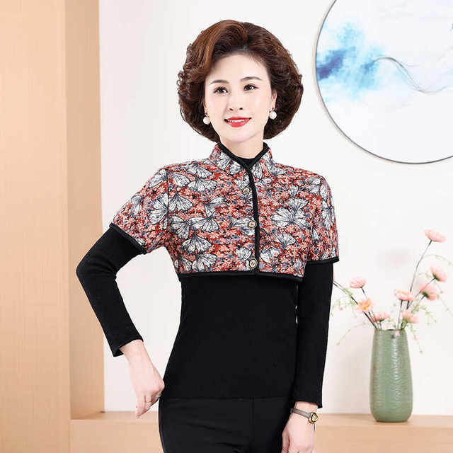 Middle-aged and elderly women sleeping with vests inside mothers with velvet thickened shoulder pads for autumn and winter, mid-sleeves to keep warm at home vest