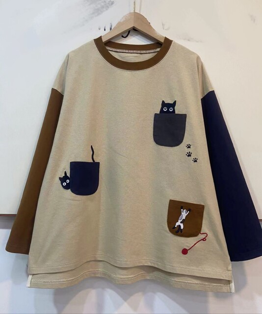 Dongdaemun round neck pocket kitten embroidered autumn clothing new loose casual Hong Kong style niche pure cotton t-shirt women ins trend