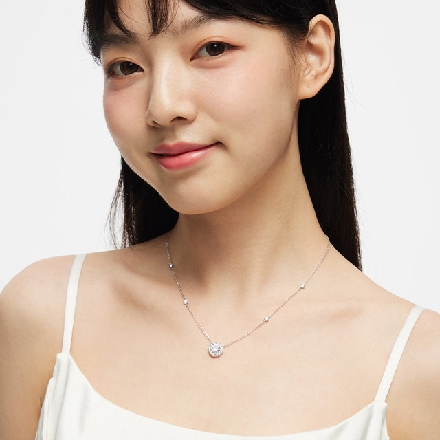 Catiro Starry Necklace for Girls S925 Silver Light Luxury Niche Design Simple Clavicle Chain Birthday Gift for Girlfriend