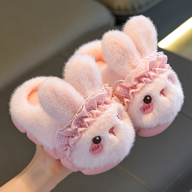 
Children's Cotton Slippers Girls 2025 New Girls Cotton Slippers Furry Home Indoor Baby Girl Furry Slippers Winter Bag Heel