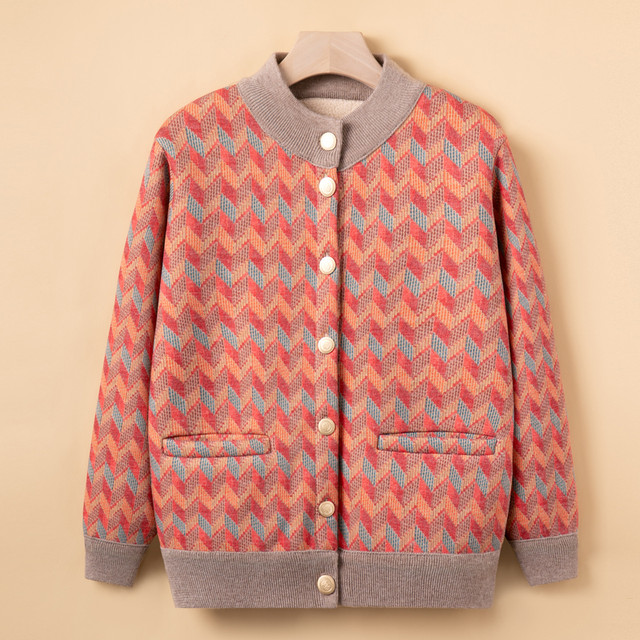 Grandma's winter velvet coat, middle-aged and elderly clothes, old lady's autumn and winter cardigan, 60 and 70-year-old mother's clothing