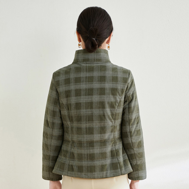 
Xiangmulan 2025 middle-aged and elderly mothers' fashionable plaid cotton coats, western style large size long-sleeved cotton coats for women