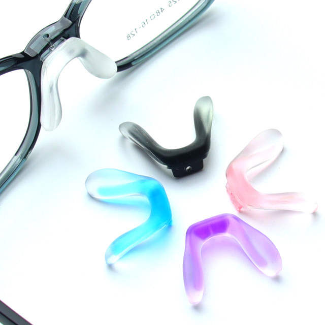 Glasses nose pads soft silicone one-piece children's saddle eight-shaped U-shaped tomato screw one-piece nose bridge bracket accessories