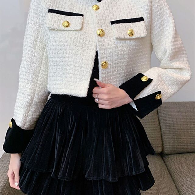 Large size black velvet short skirt and women's autumn and winter high-end outfit to make them look slim and high-waisted Wa-shaped pleated cake skirt
