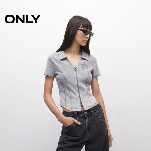 
ONLY Outlet 2025 summer new style old American printed wash V-neck slim shoulder slim short T-shirt for women