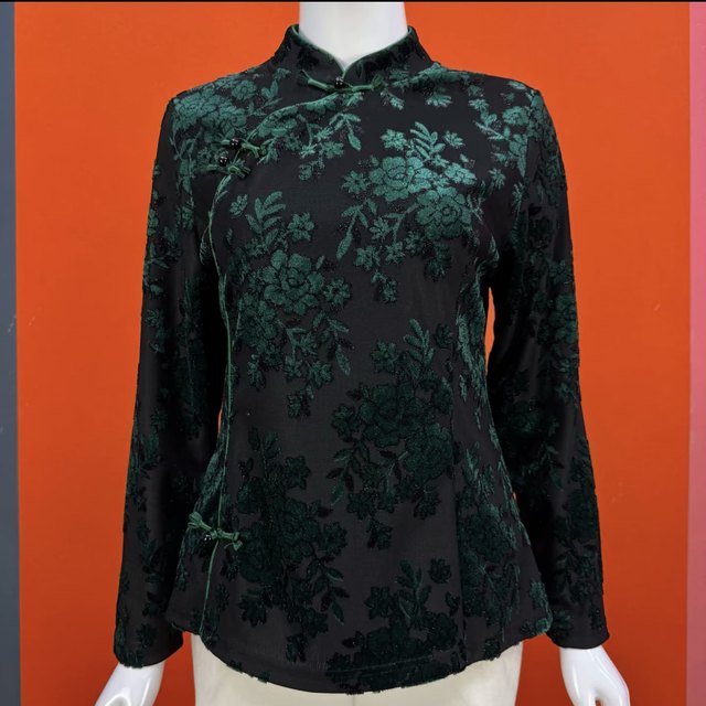 Fashionable middle-aged and elderly women's long-sleeved stand-up collar pullover flocked flower purple bottoming shirt for mothers over 60 years old, autumn and winter style