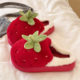 
Cotton slippers for women in winter, home warm and warm plush cute strawberry bag head thick sole non-slip outer confinement slippers