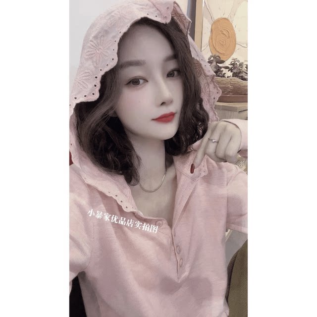 Internet celebrity European lace hooded long-sleeved T-shirt for women in 2025 spring new fashionable base shirt sun protection top
