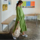 Spring and summer new loose V -neck literary long -sleeved dress female big size over -the -knee casual long skirt wild A -line skirt
