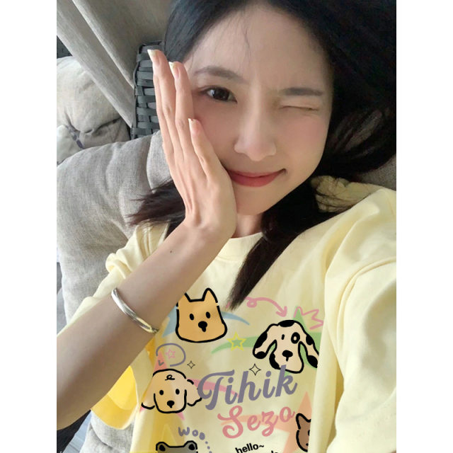 Creamy yellow cartoon color lines dog new summer trendy brand printed short-sleeved niche couple petite top
