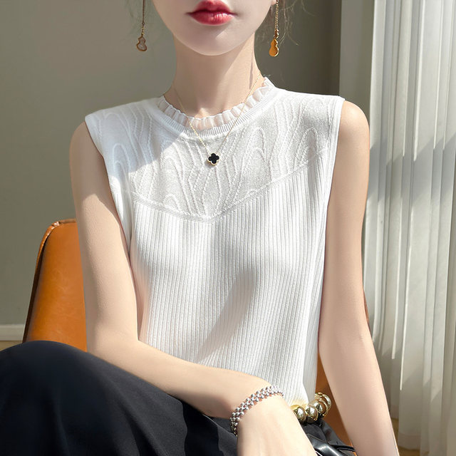 Exquisite lace vest female Xiawai wearing ice silk knitted sleeveless inside ruffle collar bottom top top heavy workers suspenders
