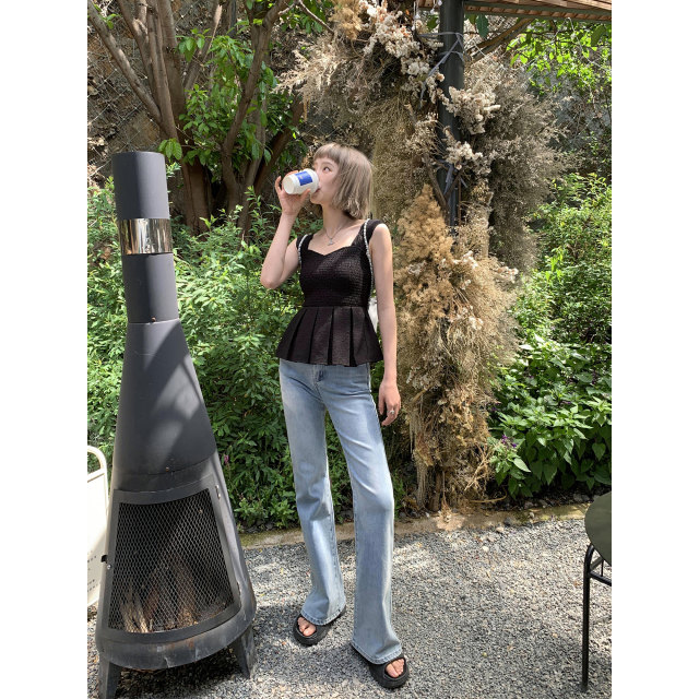 Chenmi Fan Design-sensory square collar waist-closing shirt for women's new summer jacquard collarbone suspender sleeveless top shirt