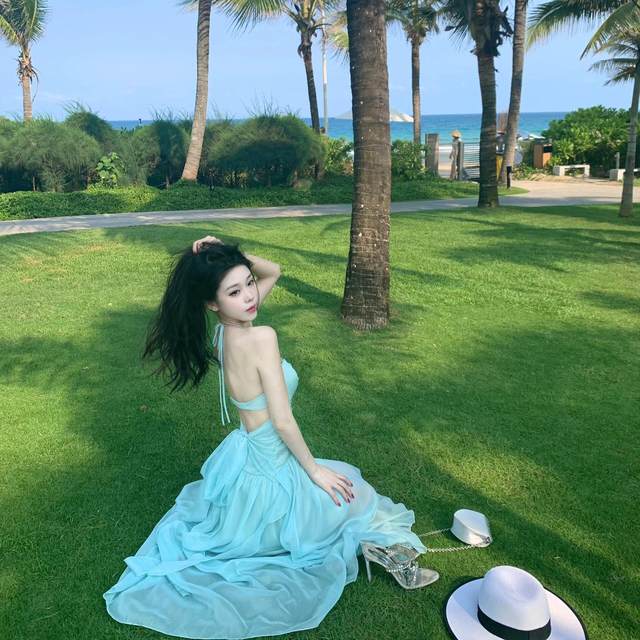 Thailand travel photo beach skirt women's summer temperament backless halterneck suspender dress seaside vacation fairy long skirt