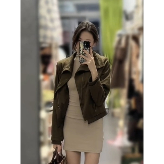 XZY Slightly Fat Korean Hot Girl Half Turtle Collar Slim Dress Women's 25 Years Winter Brown Short Jacket