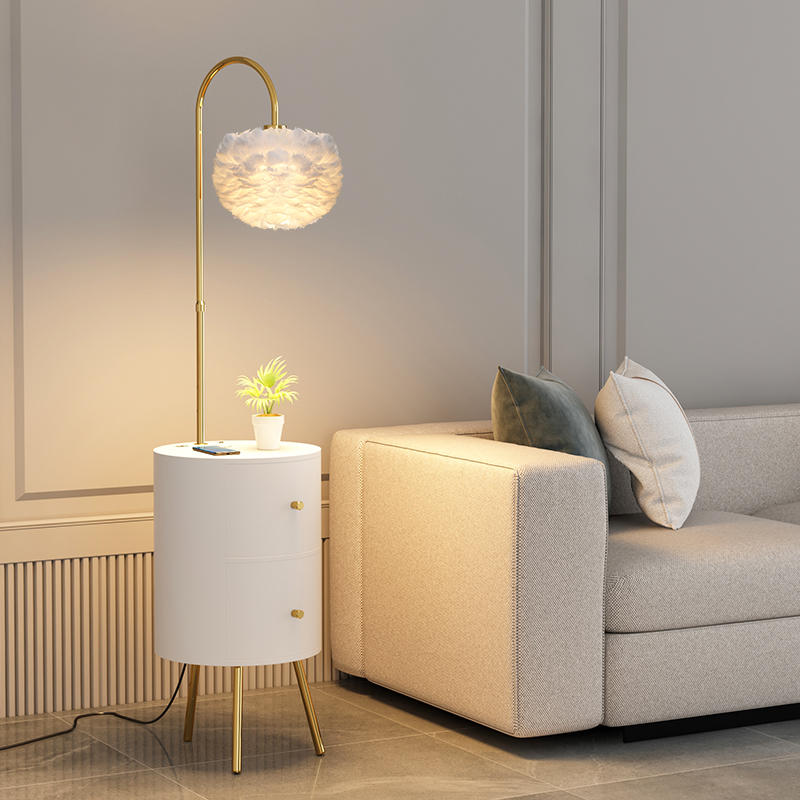 落地灯客厅沙发墙角设计师羽毛灯装饰茶几创意卧室床头柜一体台灯