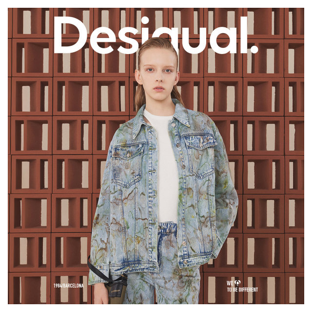 Desigual loose fit washed multi-color printed wasteland style women's denim jacket