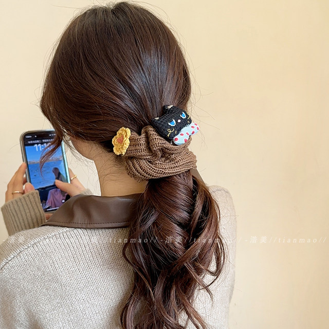 Cute cartoon knitted large intestine hair ring lazy style ponytail bun head high elastic rubber band sweet temperament hair rope
