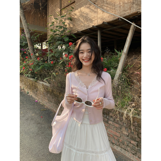 pusumede lace spliced ​​v-neck knitted cardigan for women's design short style slim long-sleeved T-shirt top
