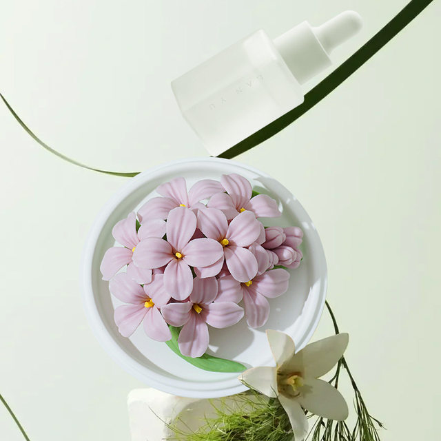 Dehua ceramics porcelain flower ornaments home accessories hand-kneaded lilac flower diffuser aromatherapy mother lover gift