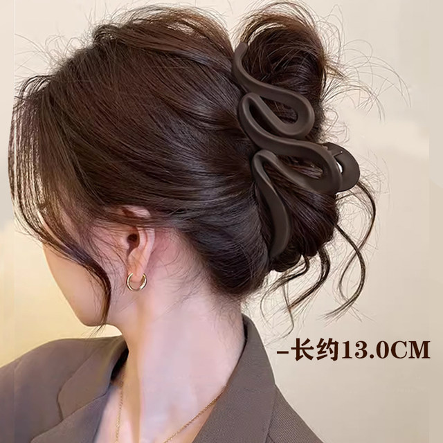 Coffee-colored matte grab clip women's new hair clip back of the head large-sized hair volume shark clip hairpin headdress