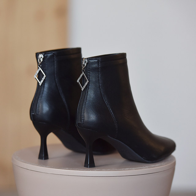 Soft Leather Short Boots Women's Slim Boots 2025 Autumn and Winter New Korean Style Pointed Toe Plus Velvet High Heels Thin Heels Versatile Martin Boots