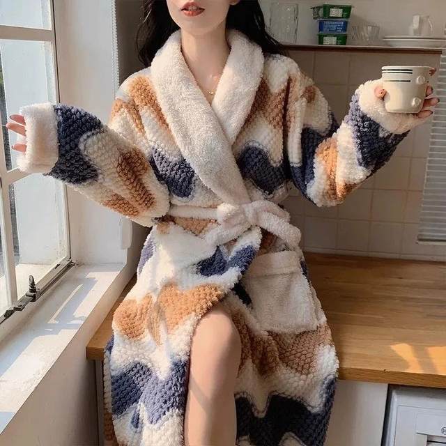 
Bathrobe for women winter coral velvet long nightgown warm flannel cute Japanese style 2024 new cute pajamas for women