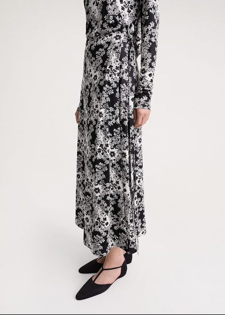 A small amount of spot TOTEME women's versatile floral waist lace mid-length skirt 23 years new