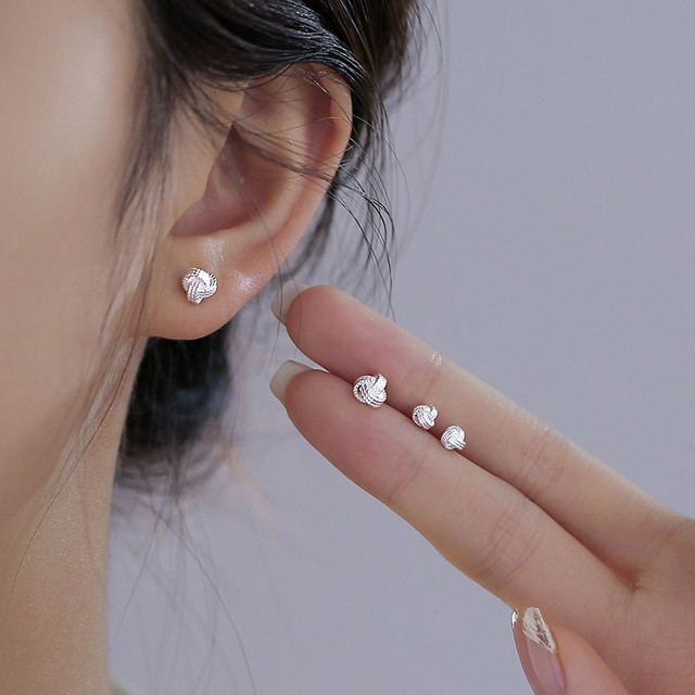 S999 foot silver Ruyi knot earrings for women's ear piercing new spiral design ear bone nail mini screw anti-allergic