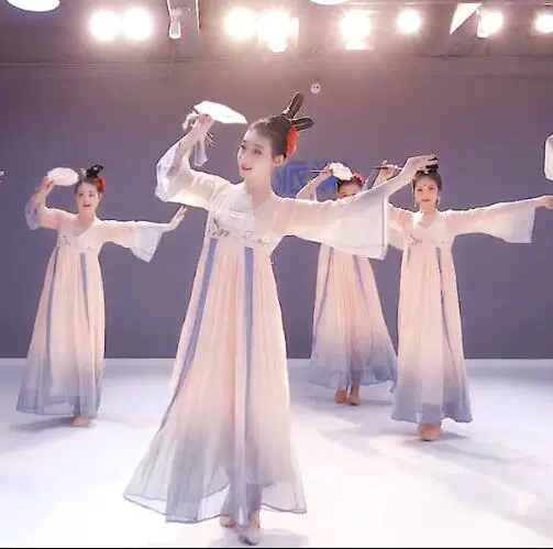 新款古典舞美人吟群舞演出服中国风齐胸襦裙舞蹈汉服