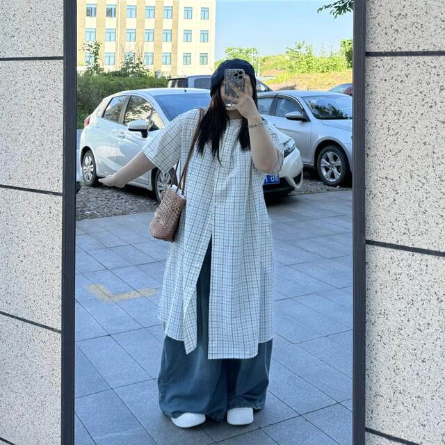 Fat potato large size kid Korean long-sleeved plaid long over-knee design shirt autumn new temperament niche top
