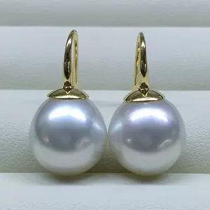 送料無料/プレゼント付♪ 和田玉 18k 耳环earring（奶白 milk white