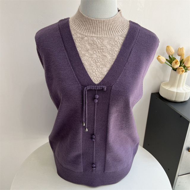 Mom's autumn and winter clothing new Chinese style half turtleneck fake two-piece sweater 2024 new middle-aged and elderly women's knitted tops