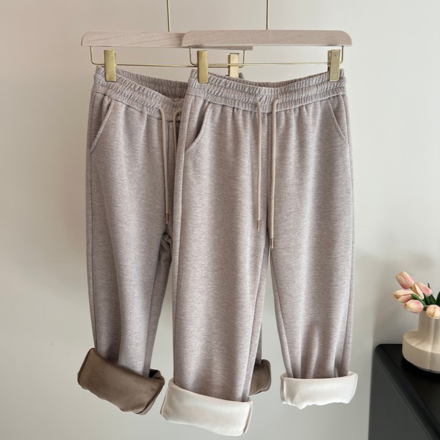 Mom's autumn and winter pants, women's casual pants, middle-aged and elderly grandma's autumn and winter velvet thickened straight pants, elastic waist trousers