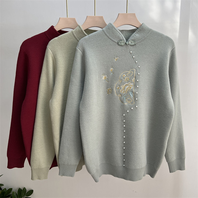 Mom's autumn and winter clothing 2024 new cheongsam collar plus velvet sweater middle-aged and elderly women's clothing grandma winter thickened bottoming shirt